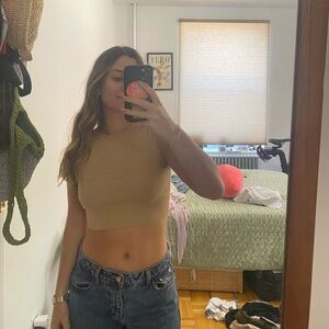 Great basic crop top